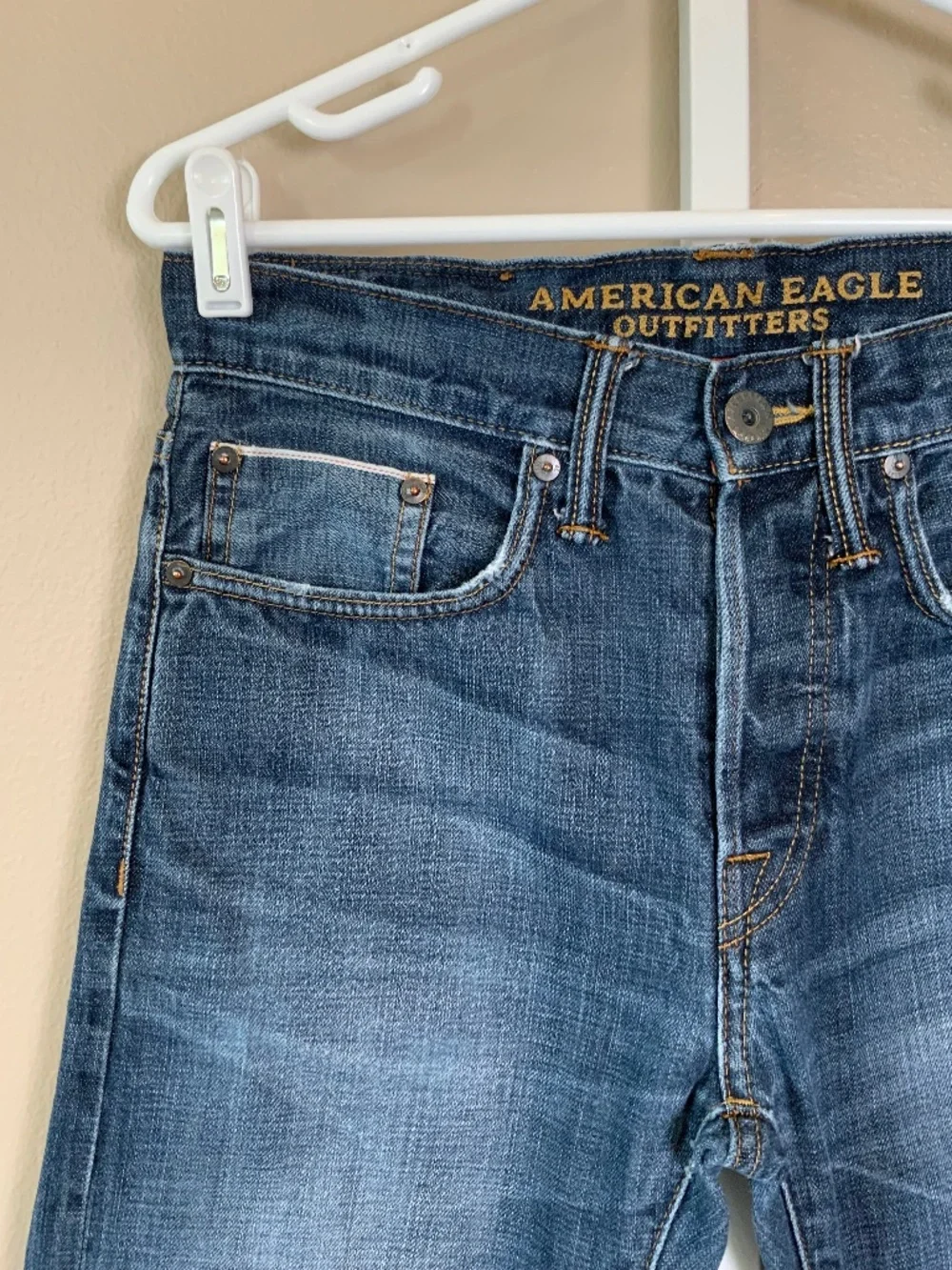 American Eagle Original Taper Distressed Jeans